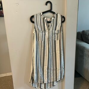 Size XS Merona long tank top